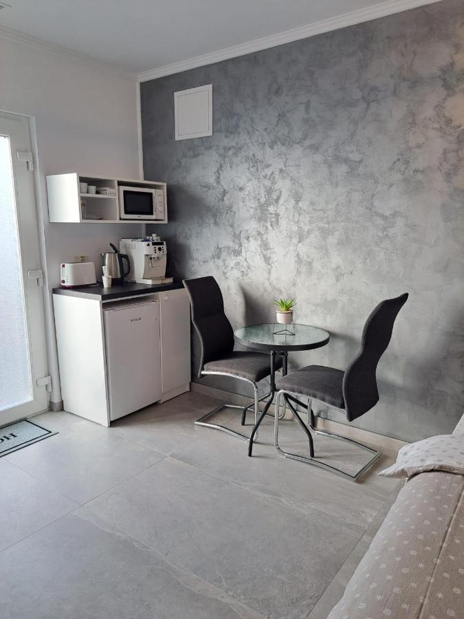 Kevin&Jessica Rooms Temesgyarmat Kültér fotó